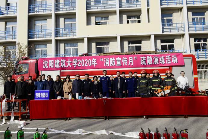 蔡永东 (77)
